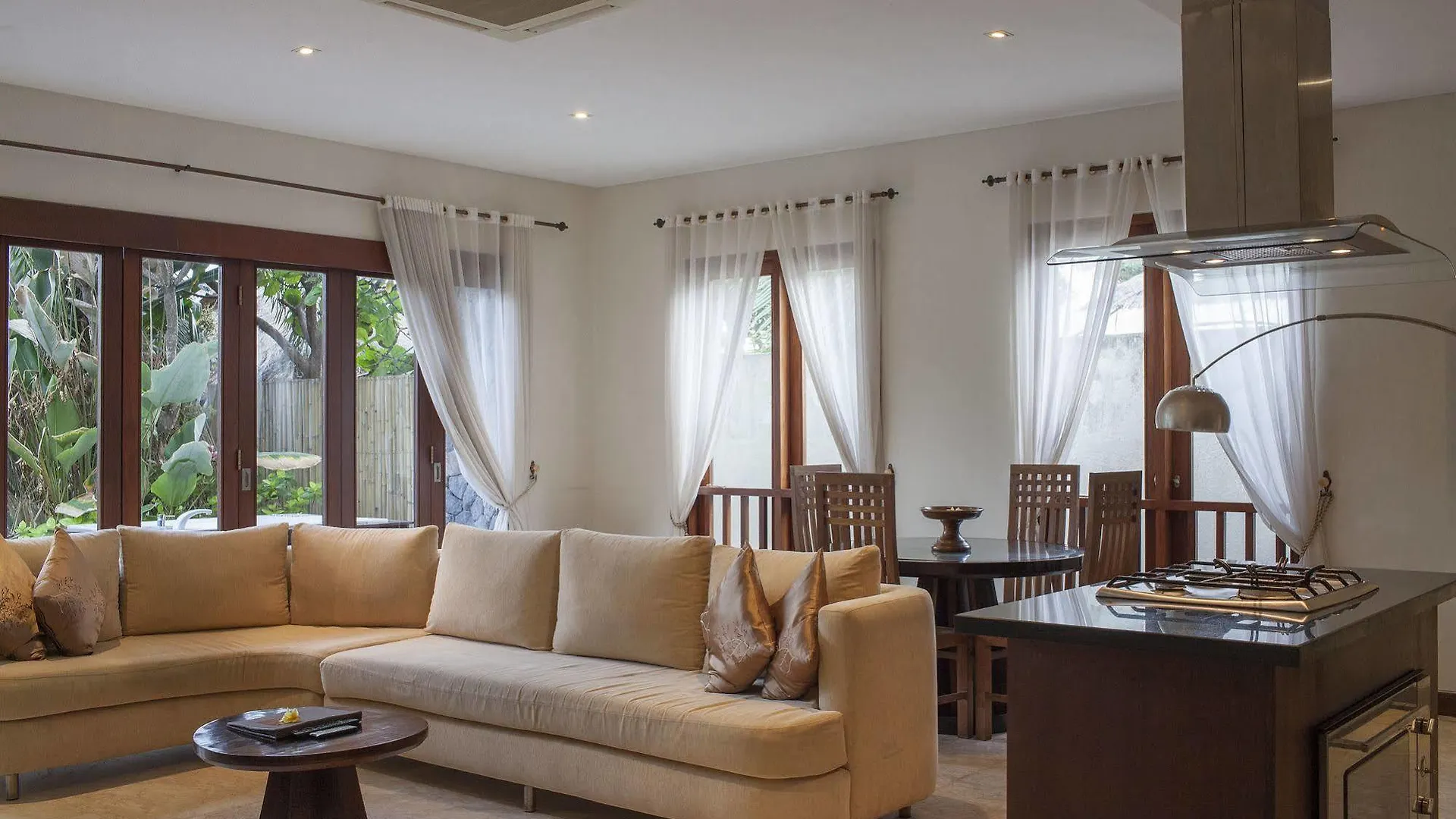 The Segara Suites Tanjung Benoa  4*, Tanjung Benoa (Bali) Indonesia